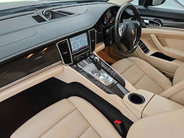 2013 Porsche Panamera 4.8 V8 Turbo 4dr PDK