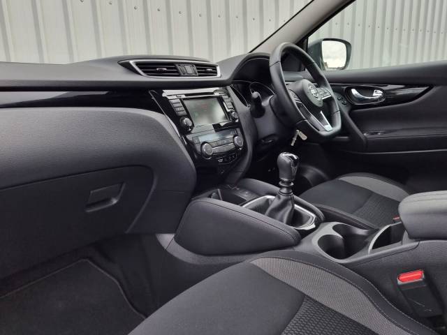 2021 Nissan Qashqai 1.3 DiG-T Acenta Premium 5dr