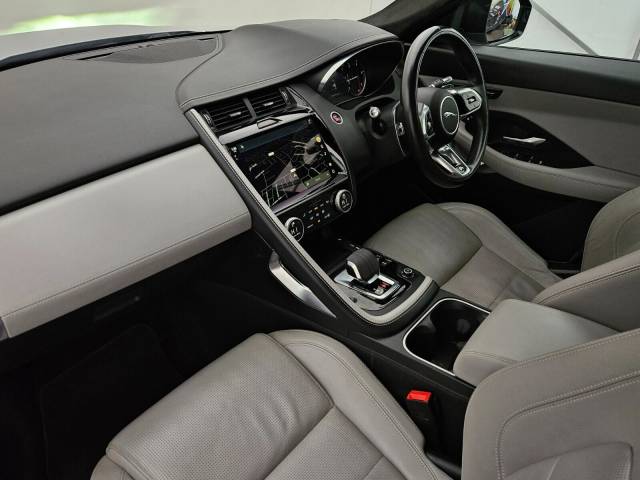2021 Jaguar E-Pace 2.0 D200 R-Dynamic Black 5dr Auto