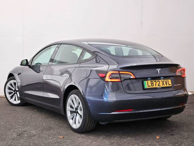 2022 Tesla Model 3 0.0 Long Range AWD 4dr Auto