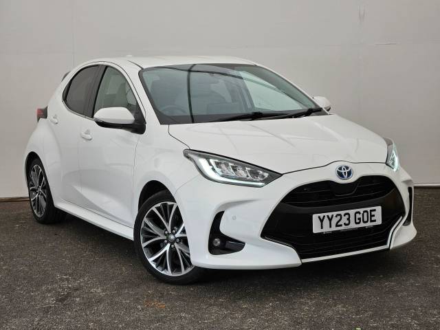 Toyota Yaris 1.5 Hybrid Excel 5dr CVT Hatchback Petrol/Electric Hybrid WHITE